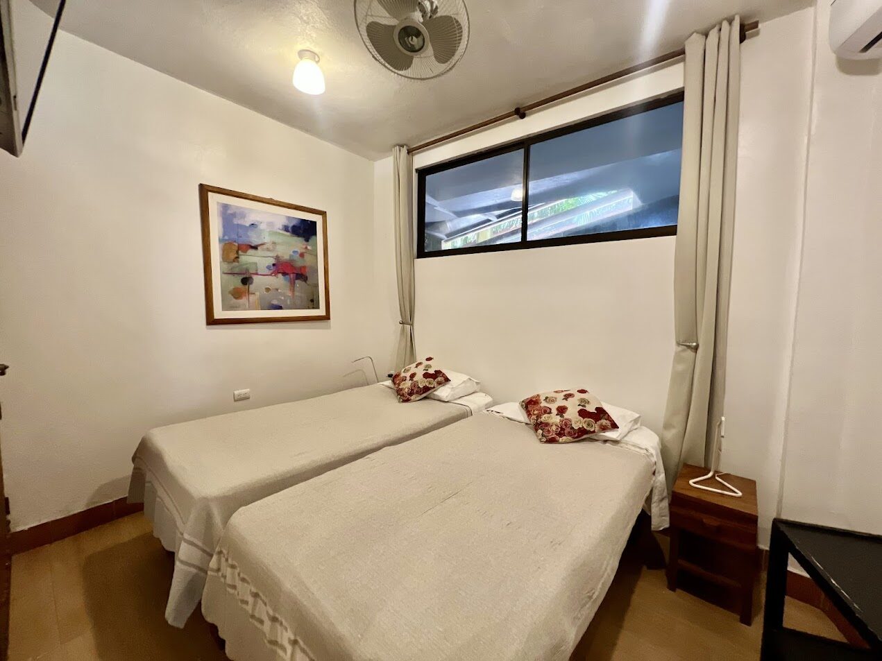 Habitación de Dreamcatcher Hotel preparada para dos personas